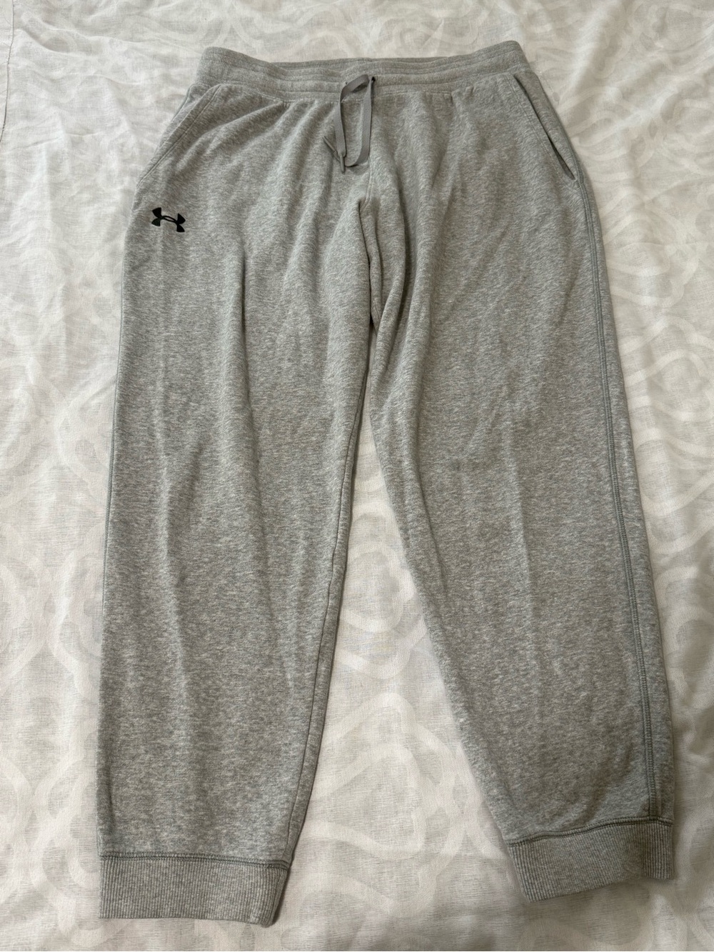 Under Armour Men’s Light Gray Fleece Jogger Sweatpants - Picture 2 of 7
